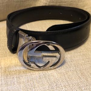 Gucci signature double GG leather belt
